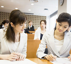 績(jī)效與薪酬管理中的用工風(fēng)險(xiǎn)控制與勞動(dòng)爭(zhēng)議預(yù)防